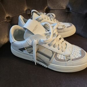 Valentino GARVANI  Ivory and Gray Sneakers